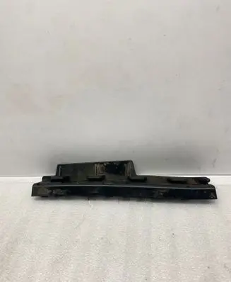 BMW 5 E60 E61 Front bumper mounting bracket 7066228