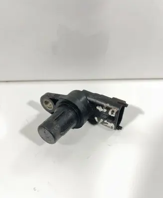 Volvo V70 Camshaft position sensor 8658726 0232103063