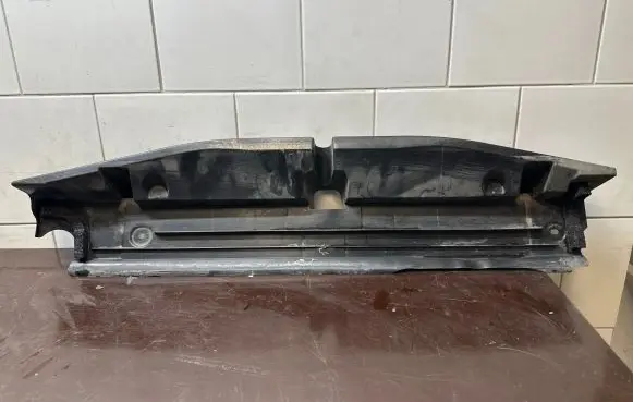 Toyota Prius (XW50) Bottom radiator support slam panel 1659237020