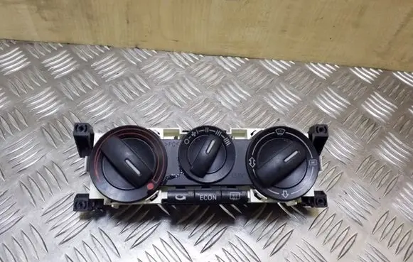 Audi A2 Climate control unit 8Z0819045C