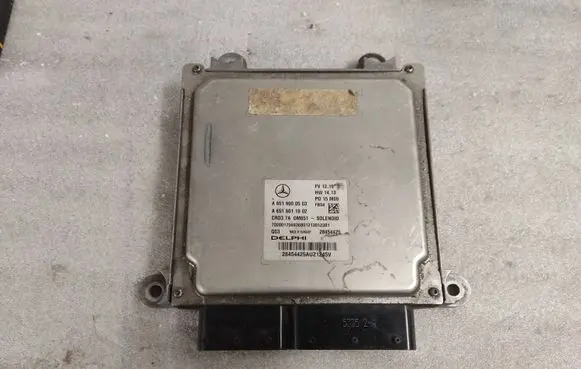 Mercedes-Benz E W212 Engine control unit/module A6519000503 28454425 A6519011902