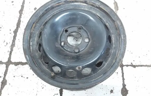 Volvo V70 R15 steel rim 9157507