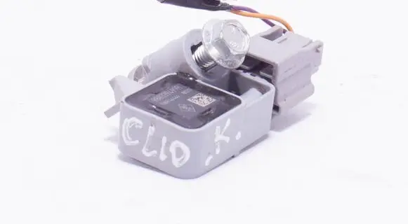 Renault Clio IV Airbag deployment crash/impact sensor 988339499R 5WK44444