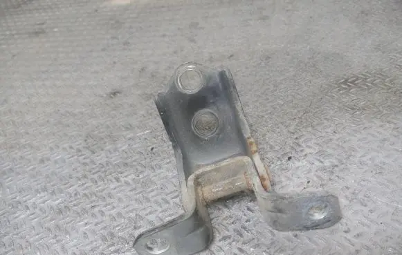 Mazda CX-7 Front door lower hinge 