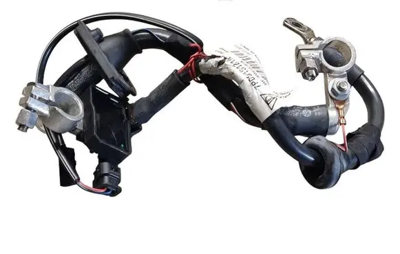 Volkswagen Touareg II Negative earth cable (battery) 7P0915181A