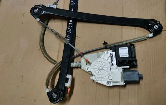 Audi A3 S3 A3 Sportback 8P Front door window regulator with motor 8P0959802K 8P4837462A