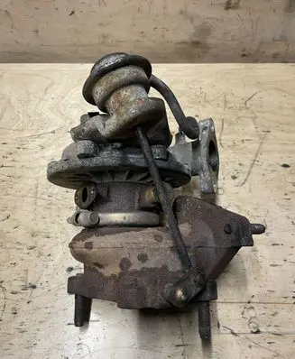 Nissan Navara D40 Turbo 14411MB40A