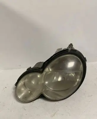 Mercedes-Benz C W203 Headlight/headlamp E11436 E11434 2088000175