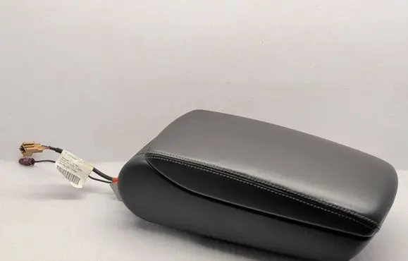 Audi RS6 C6 Armrest 4F0864245R