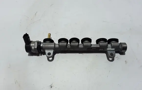 Renault Latitude (L70) Fuel main line pipe 8200727620