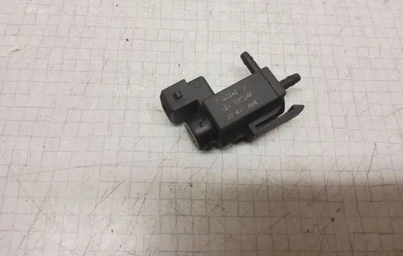 Volvo V70 Turbo solenoid valve 4A0955651 30611668