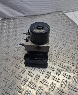 Skoda Octavia Mk1 (1U) ABS Pump 10020600384