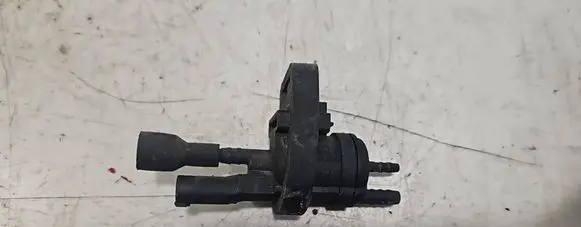 Mercedes-Benz Vito Viano W639 Valve vacuum 0025401497