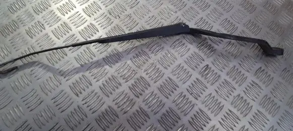 Nissan Almera N16 Front wiper blade arm 28881bn000