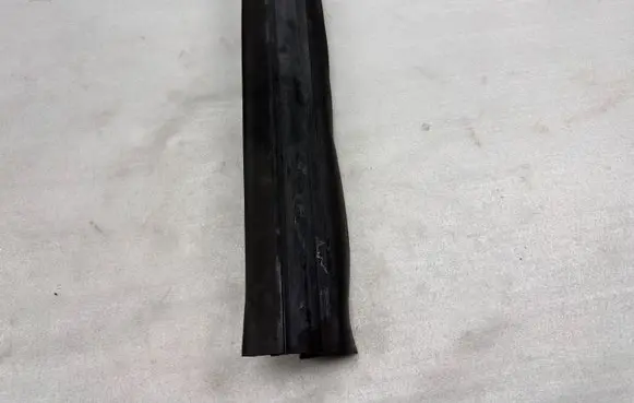 Ford Mustang VI Other engine bay part JR3B8103AA
