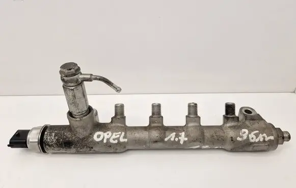 Opel Meriva B Fuel main line pipe 45PP32 10240050726