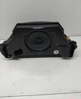 Audi A4 S4 B9 Subwoofer speaker 8W9035382 UA715416 900164B38002