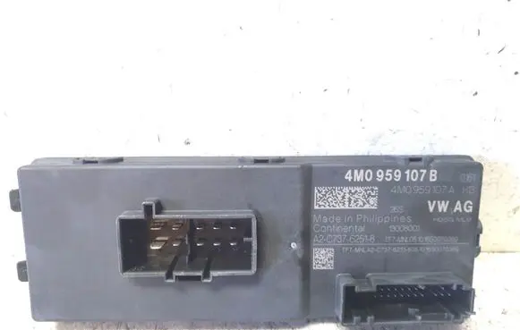 Audi A4 S4 B9 Tailgate/trunk control unit/module 4M0959107B