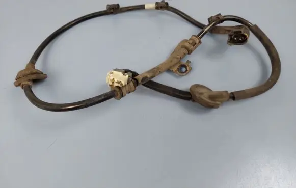 Hyundai Tucson TL Rear ABS sensor wiring 59795D3000