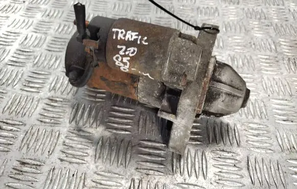 Renault Trafic II (X83) Starter motor 8200621305A M001T80691