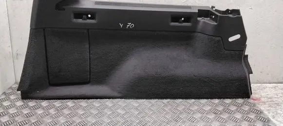 Trunk/boot lower side trim panel