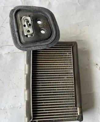 Dodge Durango III Air conditioning (A/C) radiator (interior) FK521001