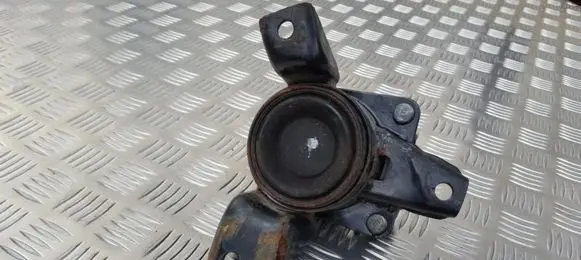 Hyundai Sonata Engine mount bracket 218123L500 21812-3L500