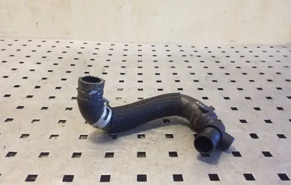 Renault Trafic II (X83) Engine coolant pipe/hose