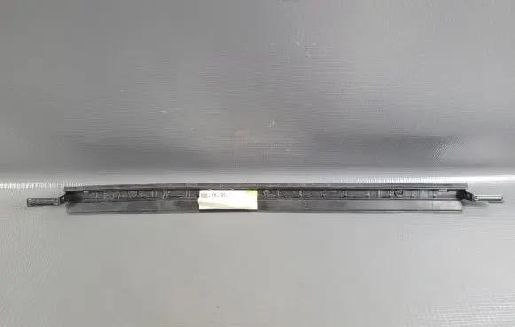 Audi A4 S4 B9 8W Intercooler air guide/duct channel 8W0121293A