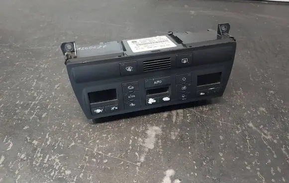 Audi A6 S6 C5 4B Climate control unit 4B0820043AA 5HB00760450