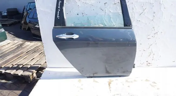 Honda Accord Rear door