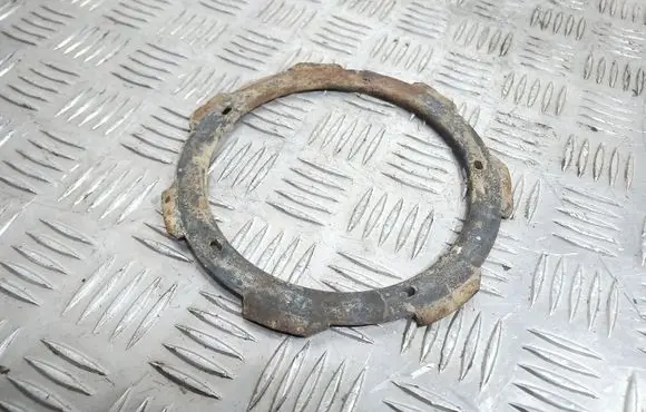 Opel Vectra C In tank fuel pump screw locking ring/nut 