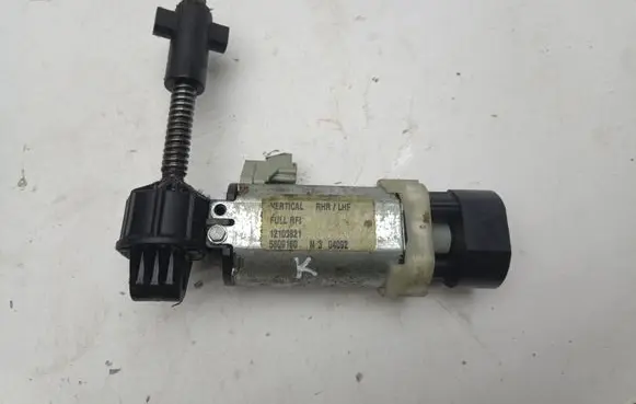 Cadillac CTS Seat adjustment motor 5809160