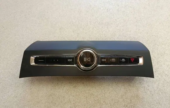 Volvo XC60 Head unit multimedia control 31398845 18W032 T18030169501