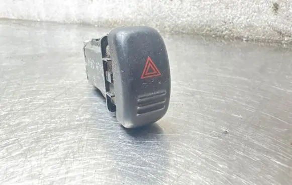 Opel Frontera B Hazard light switch M16328