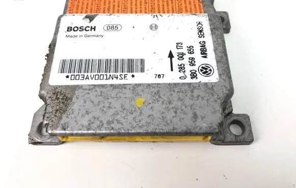 Volkswagen PASSAT B5 Airbag control unit/module 3B0959655 0285001173