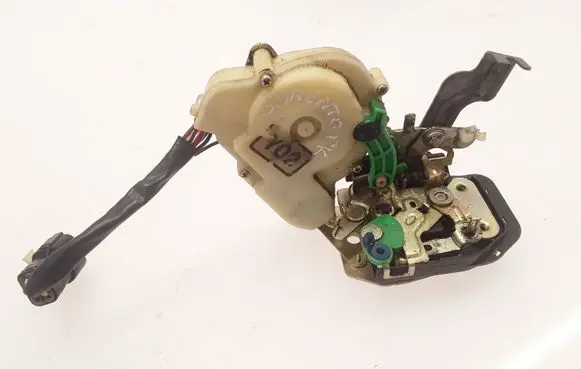 KIA Sorento Front door lock