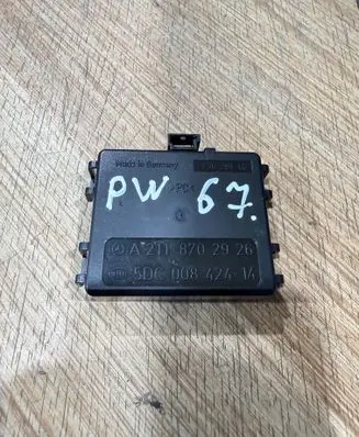 Mercedes-Benz E W211 Rain sensor A2118702926 73628114 5DC00842414