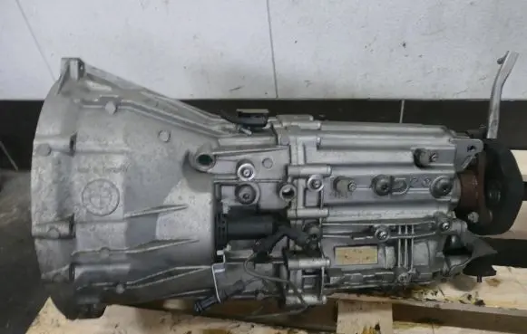BMW 1 E82 E88 Automatic gearbox 7568128