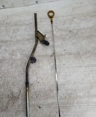 Toyota Corolla Verso E121 Oil level dip stick 