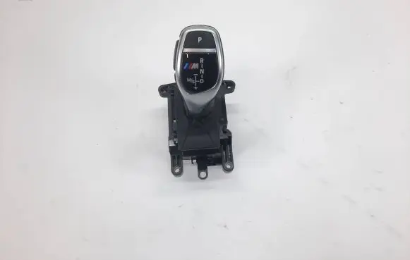 BMW X4 F26 Gear selector/shifter in gearbox 