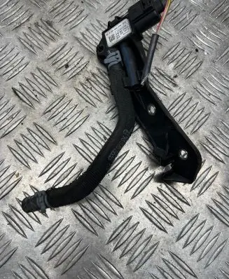 Audi A4 S4 B8 8K Exhaust gas pressure sensor 059906051A 0281006006 131209T0200E