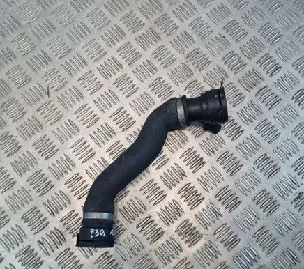 BMW 5 E39 Engine coolant pipe/hose