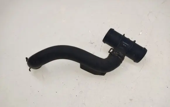 Volkswagen Golf VI Engine coolant pipe/hose 906929
