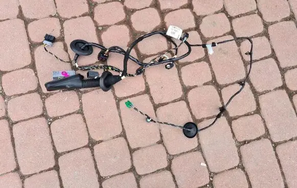 Opel Astra K Rear door wiring loom 39220189