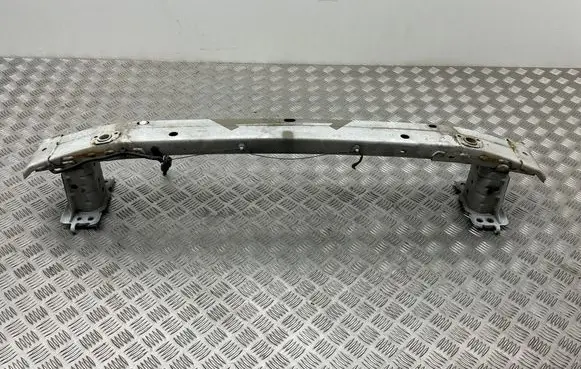 Toyota Verso Front bumper cross member 
