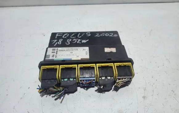 Ford Focus Comfort/convenience module 5WK48730B 5WK48862