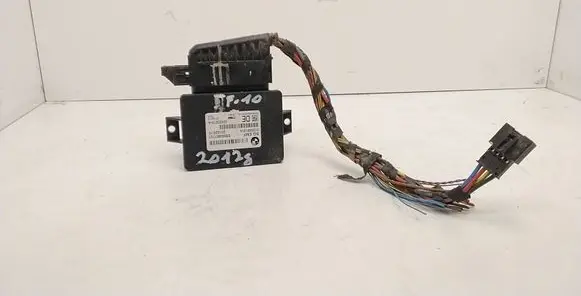 BMW 5 F10 F11 Hand brake control module 6858017 32620276A 0120581314