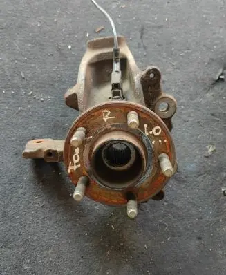 Ford Focus Front wheel hub