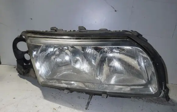 Volvo S80 Headlight/headlamp 8678547